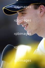 25.03.2010 Melbourne, Australia,  Robert Kubica (POL), Renault F1 Team  - Formula 1 World Championship, Rd 2, Australian Grand Prix, Thursday