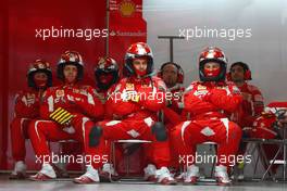 27.02.2010 Barcelona, Spain,  Scuderia Ferrari mechanics - Formula 1 Testing, Barcelona