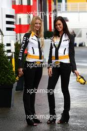 27.08.2010 Spa, Belgium,  Girls in the paddock - Formula 1 World Championship, Rd 13, Belgium Grand Prix, Friday