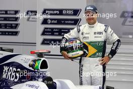 27.08.2010 Spa, Belgium,  Rubens Barrichello (BRA), Williams F1 Team, celebrates his 300th GP - Formula 1 World Championship, Rd 13, Belgium Grand Prix, Friday