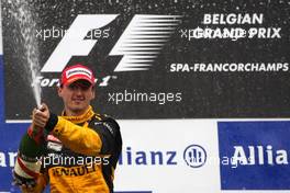 29.08.2010 Spa, Belgium,  Robert Kubica (POL), Renault F1 Team - Formula 1 World Championship, Rd 13, Belgium Grand Prix, Sunday Podium