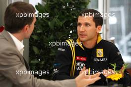 26.08.2010 Spa, Belgium,  Remi Taffin (FRA), race engineer Renault F1 Team - Formula 1 World Championship, Rd 13, Belgium Grand Prix, Thursday