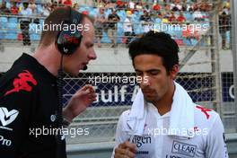 14.03.2010 Sakhir, Bahrain,  Lucas di Grassi (BRA), Virgin Racing - Formula 1 World Championship, Rd 1, Bahrain Grand Prix, Sunday Pre-Race Grid