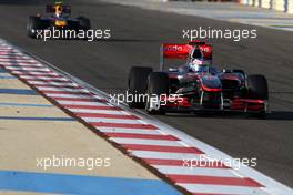 14.03.2010 Sakhir, Bahrain,  Jenson Button (GBR), McLaren Mercedes, MP4-25 - Formula 1 World Championship, Rd 1, Bahrain Grand Prix, Sunday Race