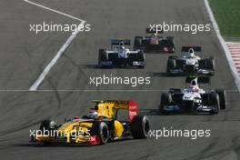 14.03.2010 Sakhir, Bahrain,  Vitaly Petrov (RUS), Renault F1 Team  - Formula 1 World Championship, Rd 1, Bahrain Grand Prix, Sunday Race