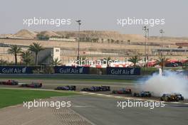 14.03.2010 Sakhir, Bahrain,  Start of the race - Formula 1 World Championship, Rd 1, Bahrain Grand Prix, Sunday Race