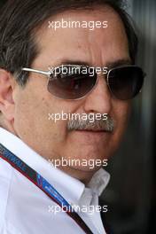 13.03.2010 Sakhir, Bahrain,  Jose Ramon Carabante (ESP) Hispania Racing F1 Team, Team Owner - Formula 1 World Championship, Rd 1, Bahrain Grand Prix, Saturday Practice