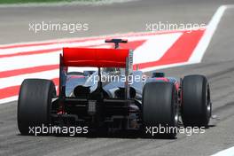 13.03.2010 Sakhir, Bahrain,  Jenson Button (GBR), McLaren Mercedes, MP4-25  wing and diffuser  - Formula 1 World Championship, Rd 1, Bahrain Grand Prix, Saturday Practice