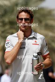 13.03.2010 Sakhir, Bahrain,  Jenson Button (GBR), McLaren Mercedes - Formula 1 World Championship, Rd 1, Bahrain Grand Prix, Saturday
