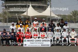 14.03.2010 Sakhir, Bahrain,  2010 Drivers group pictures - Formula 1 World Championship, Rd 1, Bahrain Grand Prix, Sunday