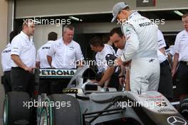 14.03.2010 Sakhir, Bahrain,  Michael Schumacher (GER), Mercedes GP Petronas, W01 - Formula 1 World Championship, Rd 1, Bahrain Grand Prix, Sunday