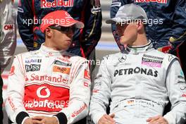 14.03.2010 Sakhir, Bahrain,  Lewis Hamilton (GBR), McLaren Mercedes, Michael Schumacher (GER), Mercedes GP Petronas - Formula 1 World Championship, Rd 1, Bahrain Grand Prix, Sunday