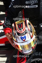 14.03.2010 Sakhir, Bahrain,  Timo Glock (GER), Virgin Racing helmet - Formula 1 World Championship, Rd 1, Bahrain Grand Prix, Sunday
