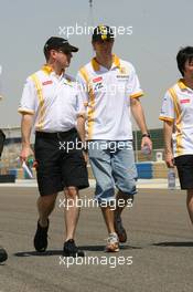 11.03.2010 Sakhir, Bahrain,  Vitaly Petrov (RUS), Renault F1 Team - Formula 1 World Championship, Rd 1, Bahrain Grand Prix, Thursday