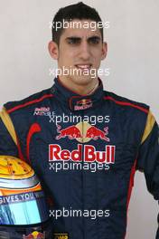 11.03.2010 Sakhir, Bahrain,  Sebastien Buemi (SUI), Scuderia Toro Rosso  - Formula 1 World Championship, Rd 1, Bahrain Grand Prix, Thursday