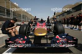11.03.2010 Sakhir, Bahrain,  Toro Rosso - Formula 1 World Championship, Rd 1, Bahrain Grand Prix, Thursday