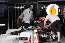 11.03.2010 Sakhir, Bahrain,  Ron Dennis (GBR), McLaren, Chairman - Formula 1 World Championship, Rd 1, Bahrain Grand Prix, Thursday