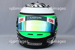 11.03.2010 Sakhir, Bahrain,  Helmet of Heikki Kovalainen (FIN), Lotus F1 Team  - Formula 1 World Championship, Rd 1, Bahrain Grand Prix, Thursday