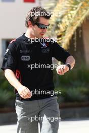 10.03.2010 Sakhir, Bahrain,  Timo Glock (GER), Virgin Racing  - Formula 1 World Championship, Rd 1, Bahrain Grand Prix, Wednesday