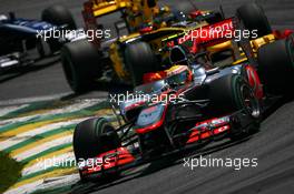 07.11.2010 Sao Paulo, Brazil,  Lewis Hamilton (GBR), McLaren Mercedes - Formula 1 World Championship, Rd 18, Brazilian Grand Prix, Sunday Race