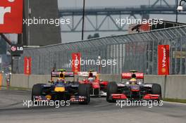13.06.2010 Montreal, Canada,  Mark Webber (AUS), Red Bull Racing and Lewis Hamilton (GBR), McLaren Mercedes - Formula 1 World Championship, Rd 8, Canadian Grand Prix, Sunday Race