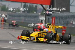 13.06.2010 Montreal, Canada,  Vitaly Petrov (RUS), Renault F1 Team - Formula 1 World Championship, Rd 8, Canadian Grand Prix, Sunday Race