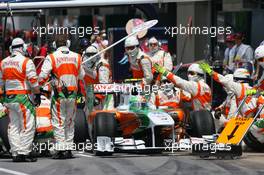 13.06.2010 Montreal, Canada,  Vitantonio Liuzzi (ITA), Force India F1 Team pit stop - Formula 1 World Championship, Rd 8, Canadian Grand Prix, Sunday Race