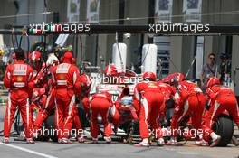13.06.2010 Montreal, Canada,  Fernando Alonso (ESP), Scuderia Ferrari pit stop - Formula 1 World Championship, Rd 8, Canadian Grand Prix, Sunday Race
