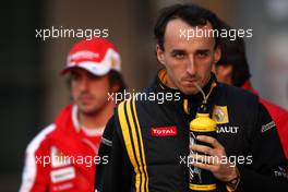 16.04.2010 Shanghai, China,  Robert Kubica (POL), Renault F1 Team - Formula 1 World Championship, Rd 4, Chinese Grand Prix, Friday