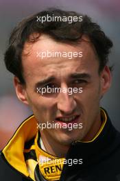 16.04.2010 Shanghai, China,  Robert Kubica (POL), Renault F1 Team - Formula 1 World Championship, Rd 4, Chinese Grand Prix, Friday Practice