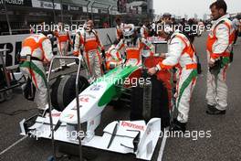 18.04.2010 Shanghai, China,  Adrian Sutil (GER), Force India F1 Team - Formula 1 World Championship, Rd 4, Chinese Grand Prix, Sunday Pre-Race Grid