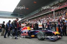 18.04.2010 Shanghai, China,  Sebastian Vettel (GER), Red Bull Racing - Formula 1 World Championship, Rd 4, Chinese Grand Prix, Sunday Pre-Race Grid