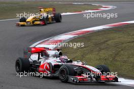 18.04.2010 Shanghai, China,  Lewis Hamilton (GBR), McLaren Mercedes, MP4-25 - Formula 1 World Championship, Rd 4, Chinese Grand Prix, Sunday Race