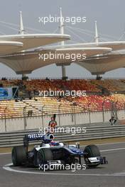 17.04.2010 Shanghai, China,  Rubens Barrichello (BRA), Williams F1 Team - Formula 1 World Championship, Rd 4, Chinese Grand Prix, Saturday Qualifying