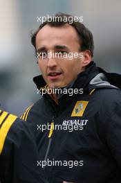 15.04.2010 Shanghai, China,  Robert Kubica (POL), Renault F1 Team - Formula 1 World Championship, Rd 4, Chinese Grand Prix, Thursday