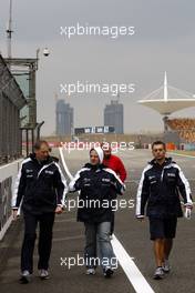 15.04.2010 Shanghai, China,  Rubens Barrichello (BRA), Williams F1 Team - Formula 1 World Championship, Rd 4, Chinese Grand Prix, Thursday