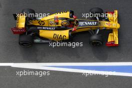 07.05.2010 Barcelona, Spain,  Robert Kubica (POL), Renault F1 Team, R30 - Formula 1 World Championship, Rd 5, Spanish Grand Prix, Friday Practice