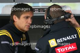 07.05.2010 Barcelona, Spain,  Vitaly Petrov (RUS), Renault F1 Team  - Formula 1 World Championship, Rd 5, Spanish Grand Prix, Friday Practice