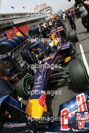 09.05.2010 Barcelona, Spain,  Sebastian Vettel (GER), Red Bull Racing  - Formula 1 World Championship, Rd 5, Spanish Grand Prix, Sunday Pre-Race Grid
