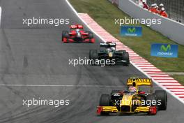 09.05.2010 Barcelona, Spain,  Vitaly Petrov (RUS), Renault F1 Team  - Formula 1 World Championship, Rd 5, Spanish Grand Prix, Sunday Race
