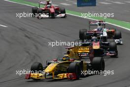 27.06.2010 Valencia, Spain,  Robert Kubica (POL), Renault F1 Team  - Formula 1 World Championship, Rd 9, European Grand Prix, Sunday Race