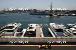 26.06.2010 Valencia, Spain,  Robert Kubica (POL), Renault F1 Team  - Formula 1 World Championship, Rd 9, European Grand Prix, Saturday Qualifying