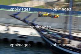 26.06.2010 Valencia, Spain,  Vitaly Petrov (RUS), Renault F1 Team, R30 - Formula 1 World Championship, Rd 9, European Grand Prix, Saturday Qualifying