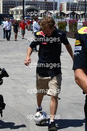 24.06.2010 Valencia, Spain,  Sebastian Vettel (GER), Red Bull Racing with a football - Formula 1 World Championship, Rd 9, European Grand Prix, Thursday