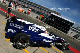 09.07.2010 Silverstone, England,  Nico Hulkenberg (GER), Williams F1 Team  - Formula 1 World Championship, Rd 10, British Grand Prix, Friday Practice