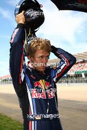 11.07.2010 Silverstone, England,  Sebastian Vettel (GER), Red Bull Racing - Formula 1 World Championship, Rd 10, British Grand Prix, Sunday Pre-Race Grid