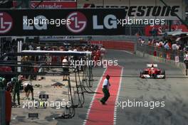 11.07.2010 Silverstone, England,  Felipe Massa (BRA), Scuderia Ferrari back to the pits after the first lap - Formula 1 World Championship, Rd 10, British Grand Prix, Sunday Race