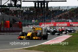 11.07.2010 Silverstone, England,  Robert Kubica (POL), Renault F1 Team  - Formula 1 World Championship, Rd 10, British Grand Prix, Sunday Race