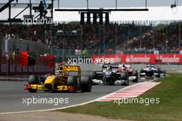 11.07.2010 Silverstone, England,  Robert Kubica (POL), Renault F1 Team  - Formula 1 World Championship, Rd 10, British Grand Prix, Sunday Race
