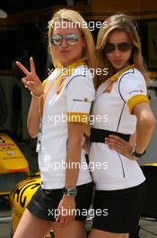 10.07.2010 Silverstone, England,  girls - Formula 1 World Championship, Rd 10, British Grand Prix, Saturday